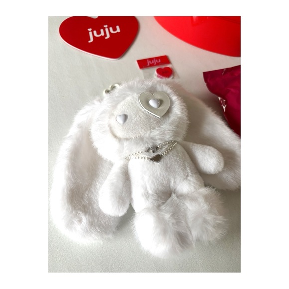 CJ Hendry Valentine Limited Edition Juju